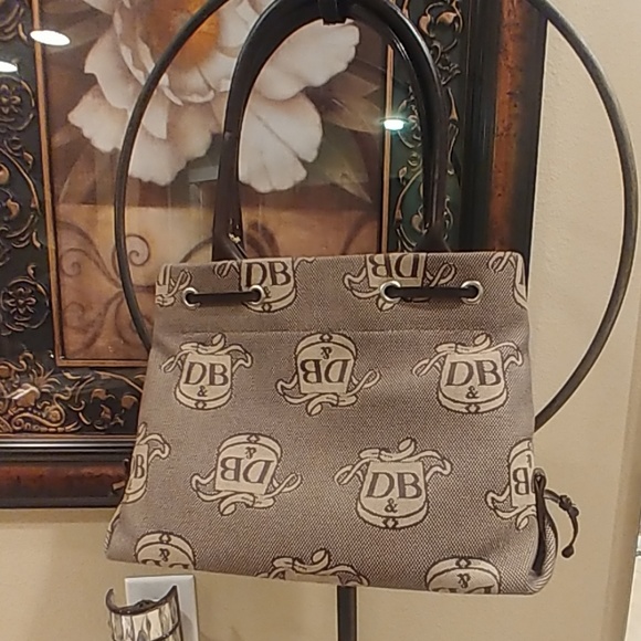 Dooney & Bourke - VINTAGE Signature Canvas & Leather - EUC - Picture 2 of 7